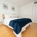 2Bed 2 Bath Airbnb Friendly Building With Pool, Hot Tub, And Gym